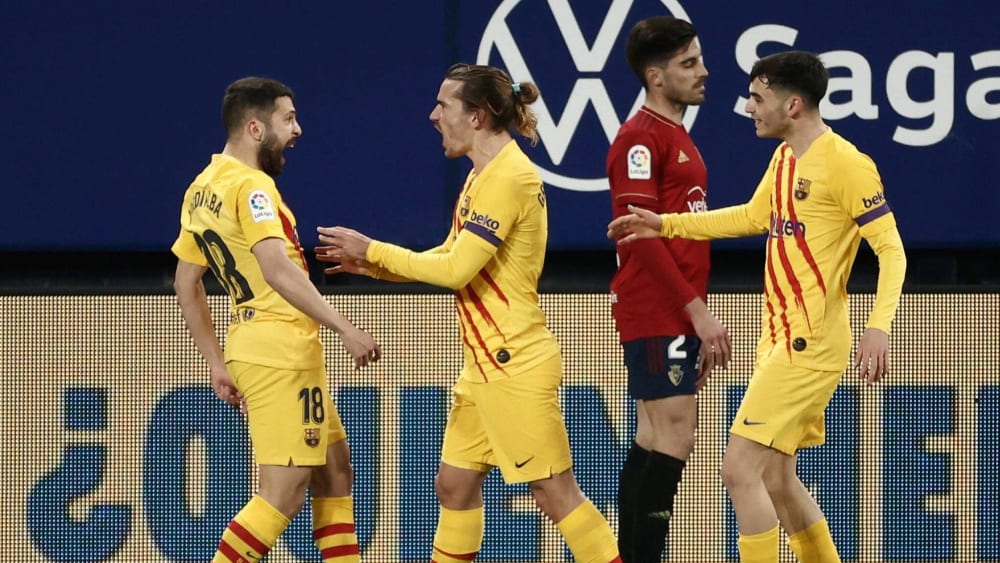 Jordi Alba und Antoine Griezmann schreien die Freude über das 1:0 heraus.