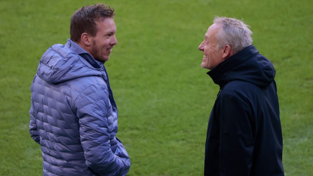 Bayern-Trainer Julian Nagelsmann und Christian Streich