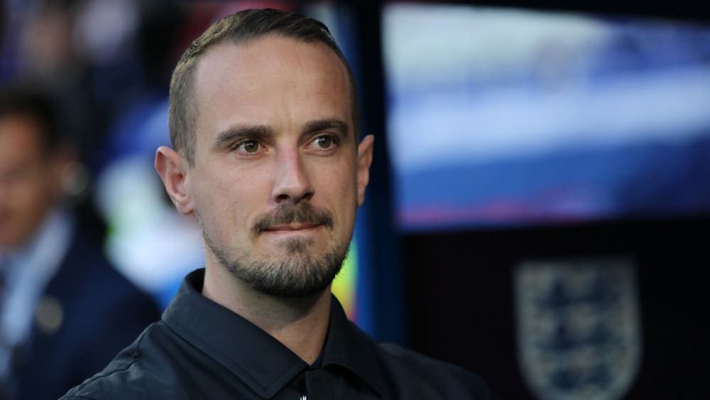 Hat nun zwei Wochen Zeit, um zu den Vorwürfen Stellung zu nehmen: Mark Sampson.