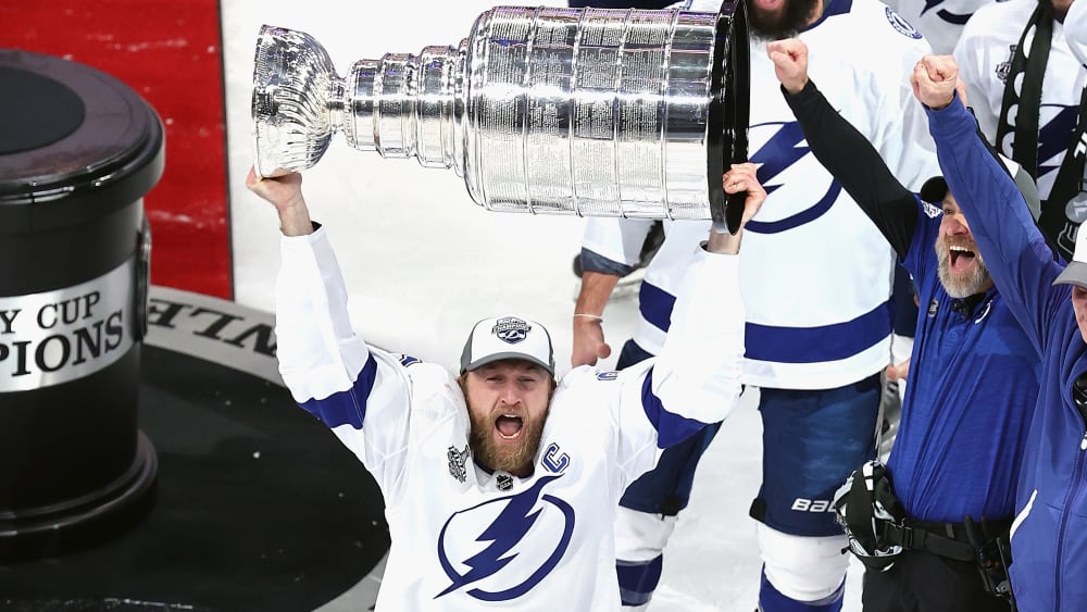 Geht mit Tampa in die Mission Titelverteidigung: Kapitän Steven Stamkos.