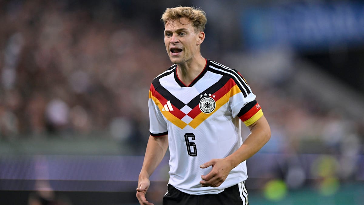 Kimmich reacts to Schweinsteiger's 