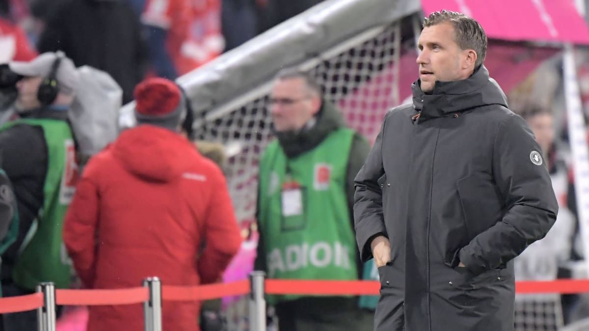Nach Hoeneß-Kommentaren: Krösche verteidigt Eintracht-Fans