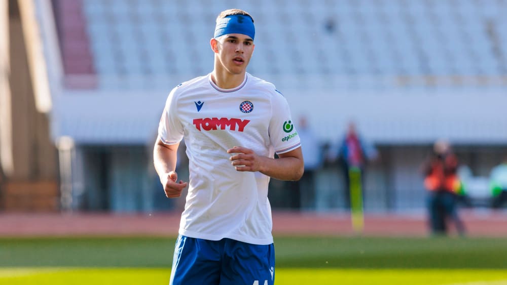 Luka Vuskovic : Le talentueux défenseur de Tottenham qui impressionne