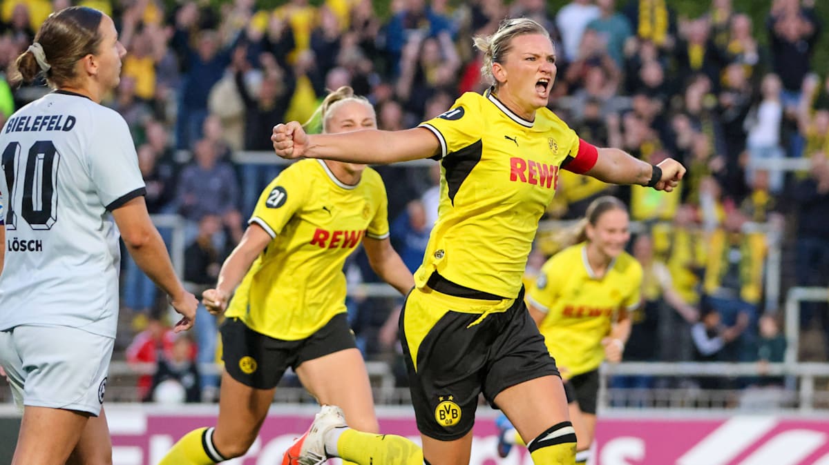 Double header: Popp leads BVB to victory on his debut