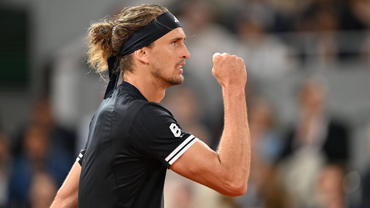 Jodar no match: Zverev reaches French Open semifinals