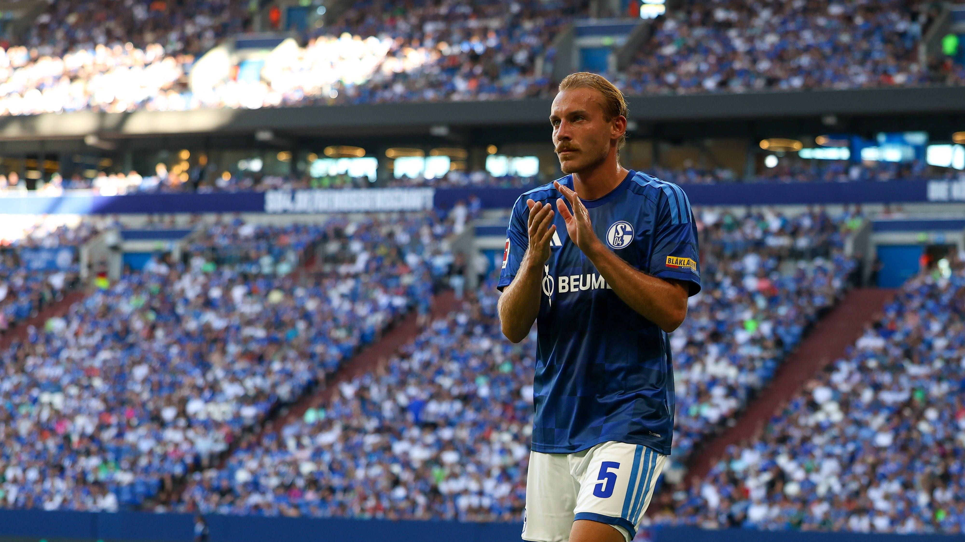 Asen Mitkov | Levski Sofia | Conference-League-Qualifikation | 2025/26 |  Spielerprofil - kicker