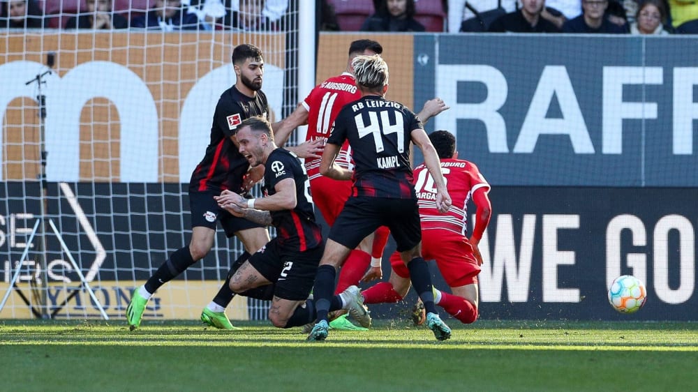 Augsburg verspielt 3:0 gegen lange schläfriges Leipzig - kicker