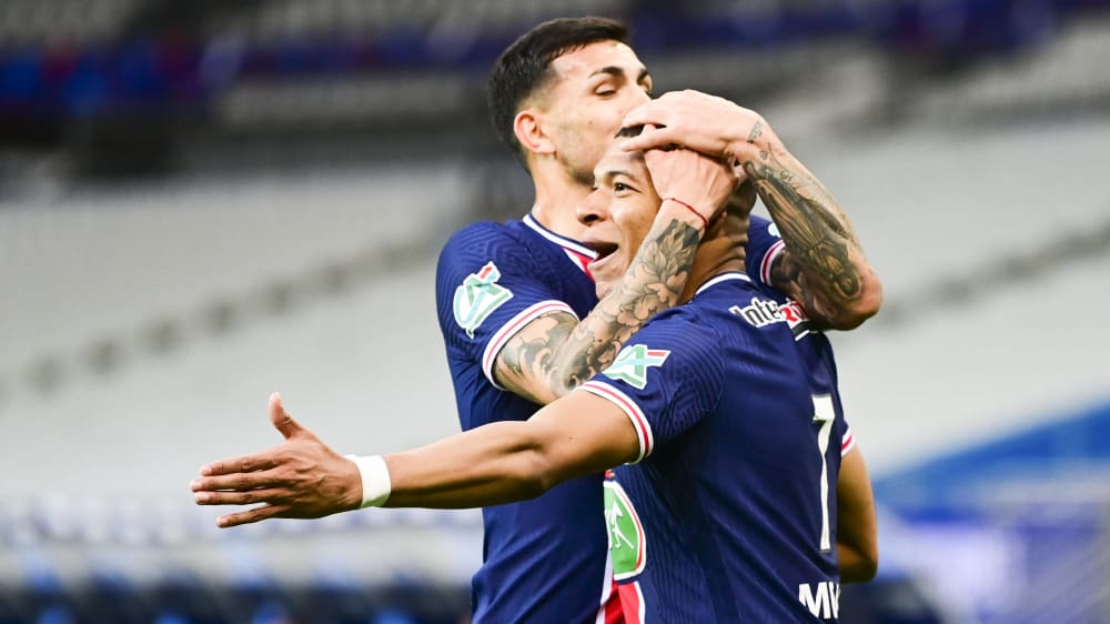 Mauro Icardi (li.) und Kylian Mbappé feierten den wichtigen Treffer zum 1:0.