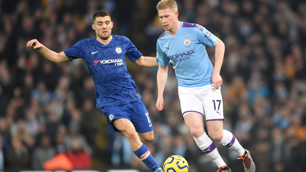 Trifft mit ManCity auf Chelsea: Raheem Sterling.