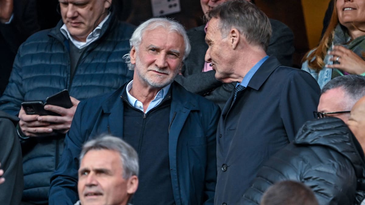 Watzke iginiit na manatili si Rudi Völler sa DFB; hiniling ang linaw