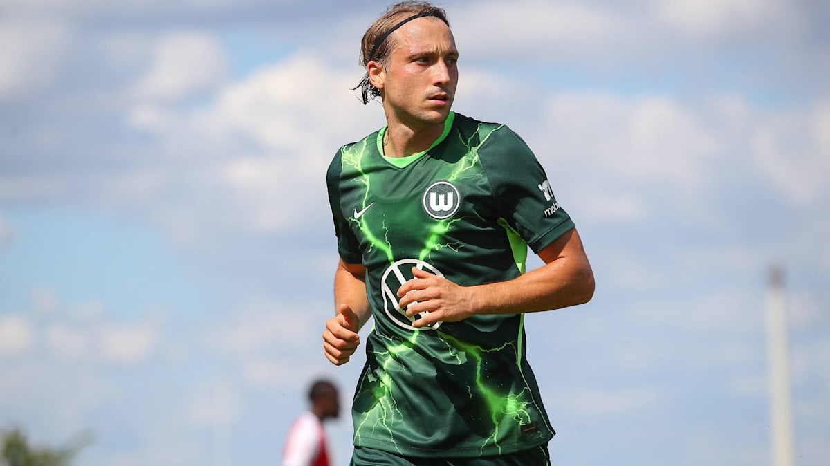 Majer-vor-Wechsel-zu-AEK-Wolfsburg-winken-sechs-Millionen-Euro