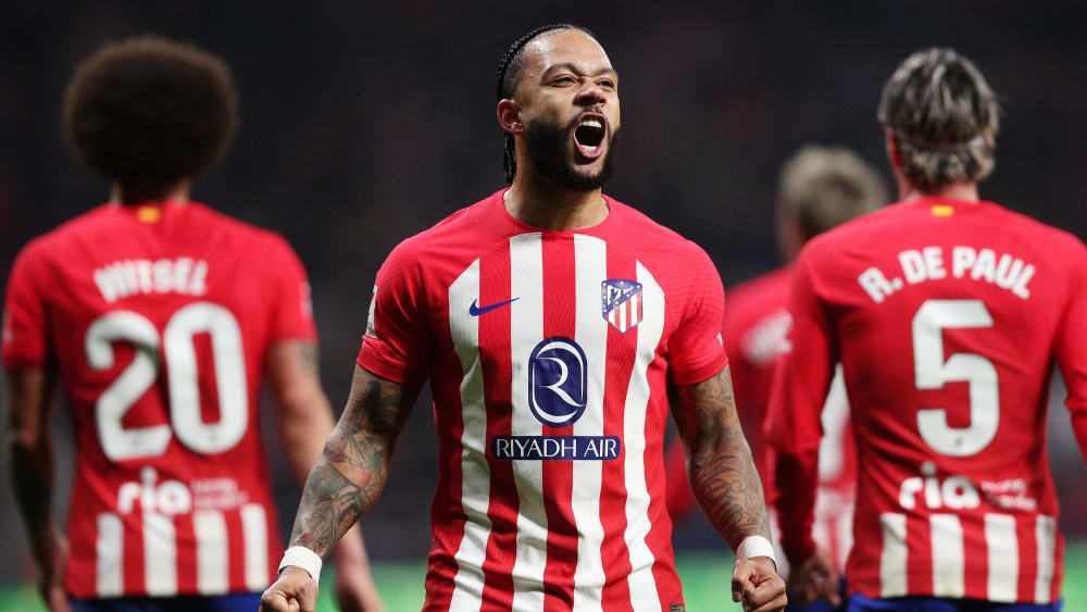 Score the late winner against Rayo Vallecano: Memphis Depay.