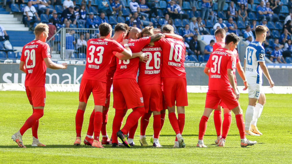 Alles in Butter: Halle gewann zum Saisonstart in Magdeburg.