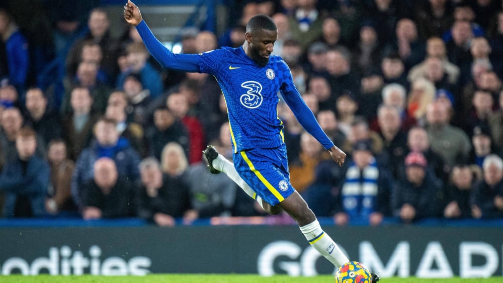 LONDON, ENGLAND - DECEMBER 11: Antonio Rüdiger during the Premier League match between Chelsea and Leeds United at Stamford Bridge on December 11, 2021 in London, E Chelsea v Leeds United - Premier League Copyright: xSebastianxFrejx