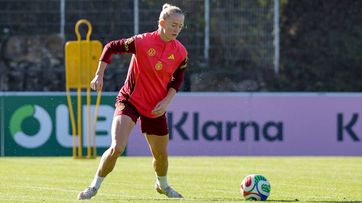 Schüller departs: Wück reacts and calls up Martinez