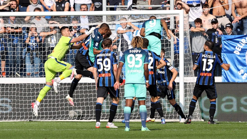 Atalanta Bringt Malinovskyis Fuhrung Nicht Durch Beto Bestraft Mussos Patzer Kicker