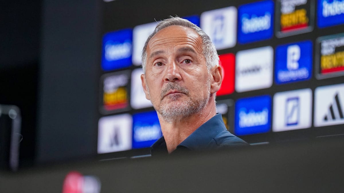 Hütter übt harte Kritik: Frankfurt "zu wenig professionell"