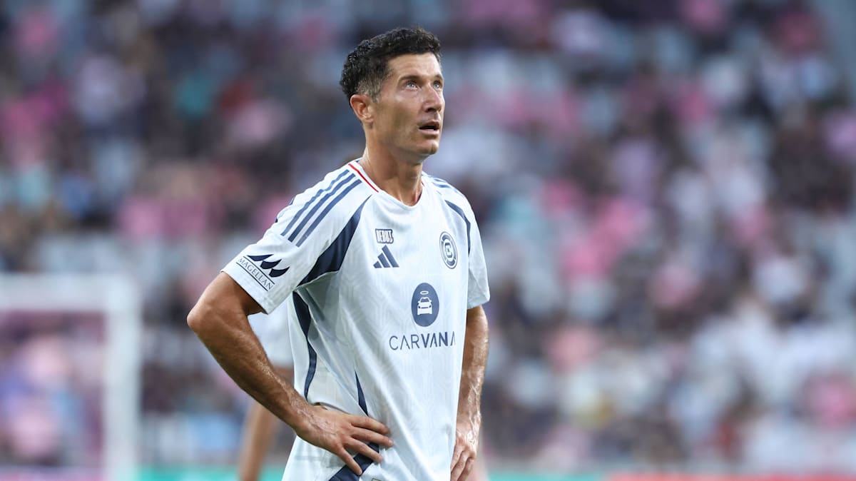 Lewandowski loses in debut - | Müller sits on the bench for 90 minutes