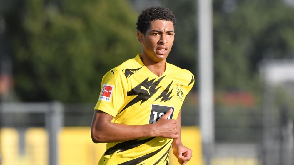 Sorgte gleich in seinem ersten Spiel für Englands U 21 für Rekorde: Der Dortmunder Neuzugang Jude Bellingham.