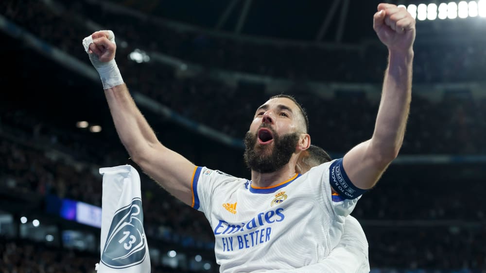 Magisch Benzema Verwandelt Das Bernabeu In Ein Tollhaus Kicker
