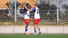 Herausragender Kopf einer starken Hamburger U 21: Maurice Boakye (links) erzielte gegen Altona drei Tore.