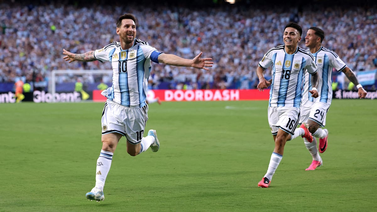 Auch mit 38: Überragender Messi führt Argentinien zum Auftaktsieg - und ...