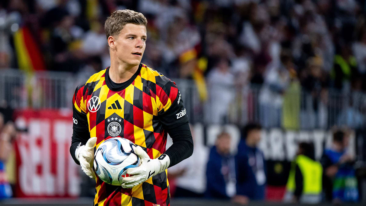 Finn Dahmen winkt DFB-Debüt: Beim Abschlusstraining, das am ...