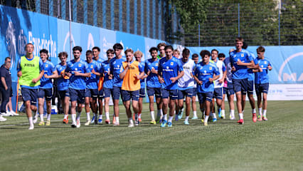 Beim offiziellen Trainingsstart des zwangsabgestiegenen TSV 1860 München hatten sich zahlreich U-Spieler gezeigt - und nicht der Kern der Drittliga-Mannschaft.