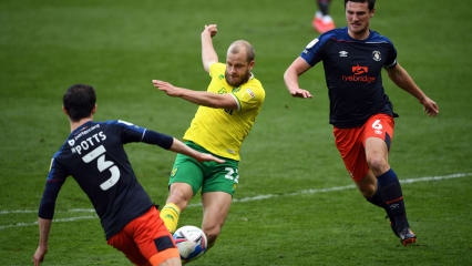 Teemu Pukki Jersey : Teemu Pukki Teemu Geschenke Merchandise Redbubble : In the game fifa 19 his overall rating is 76.