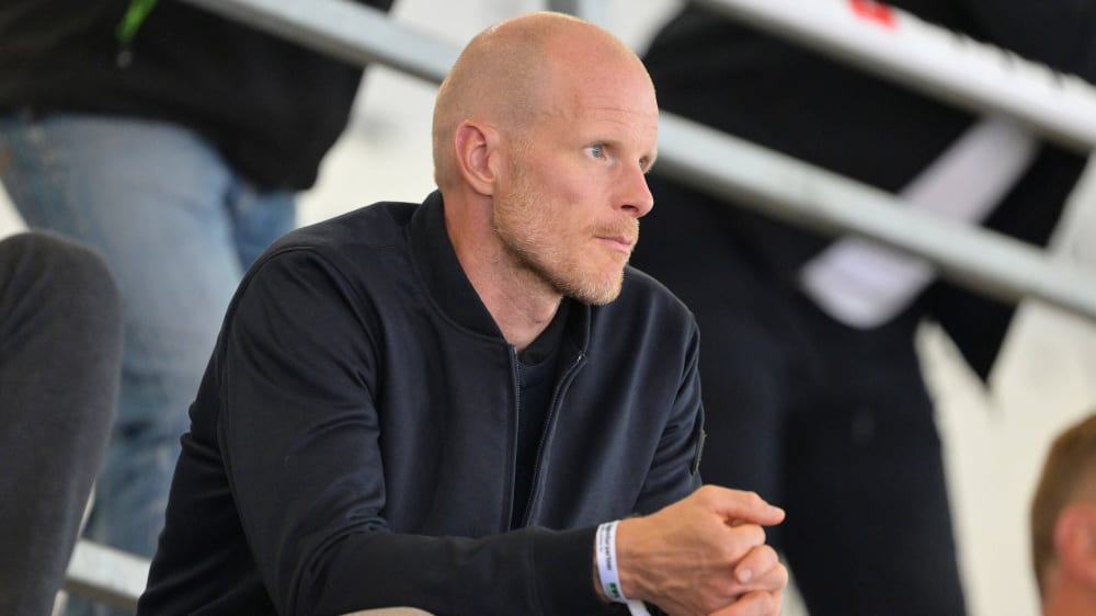 Will beim Deutschland Cup in Krefeld auf neue Gesichter setzen: Bundestrainer Toni Söderholm.