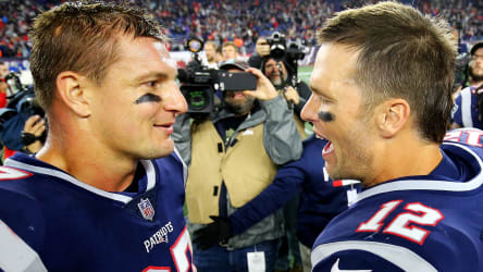 Bald wieder vereint: Rob Gronkowski (l.) und Tom Brady.