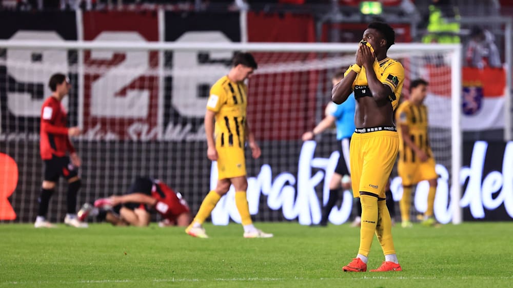 Alemannia Aachen (hier: Ken Izekor) geht die Beständigkeit in dieser Saison bislang vollkommen ab.