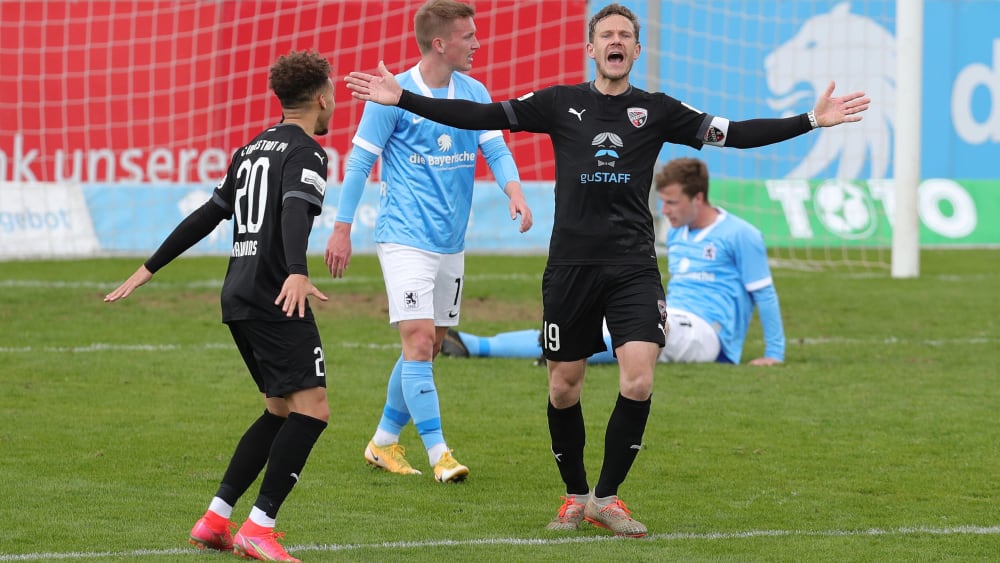 Erst der Held, später vergibt er den entscheidenden Elfmeter: Marcel Gaus bejubelt seinen 2:2 Ausgleichstreffer.