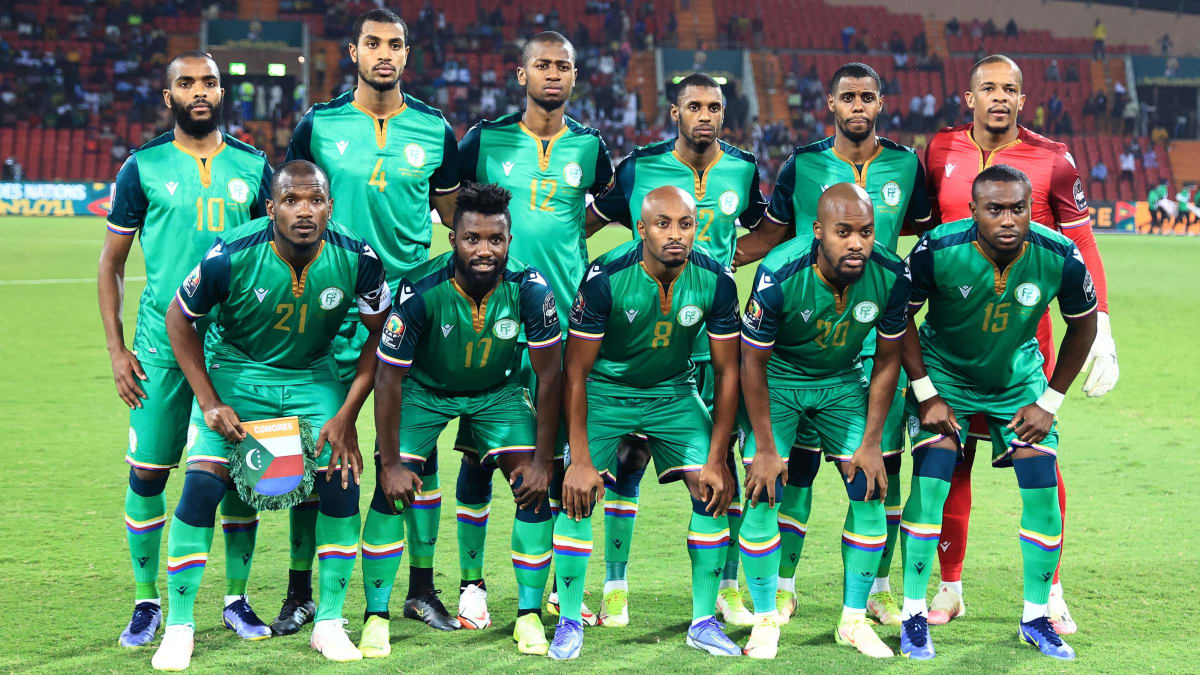 Afrika-Cup: Komoren spielen mit Feldspieler im Tor - kicker