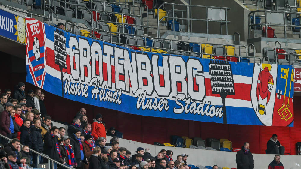 Sehnsuchtsort Grotenburg: Die Fans des KFC Uerdingen wollen zurück ins eigene Stadion.