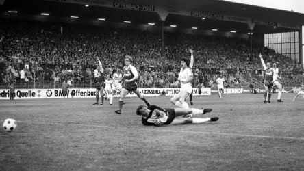 Uwe Bein (Mi.), Dieter Burdenski (u.)