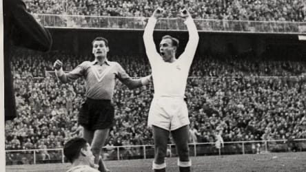 Alfredo di Stefano (jubelnd)
