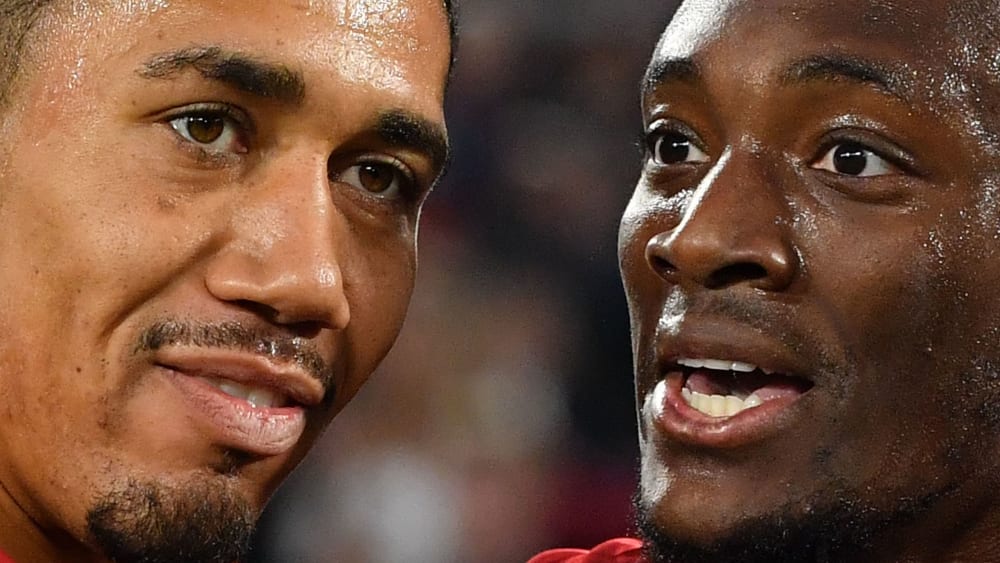 Chris Smalling (li.) und Tammy Abraham sind wichtige Roma-Profis.