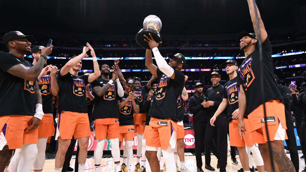 Nba Play Offs Chris Paul Fuhrt Phoenix Suns In Die Finals Kicker
