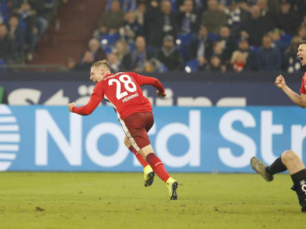 Dreierpack auf Schalke: Rouwen Hennings (l.).