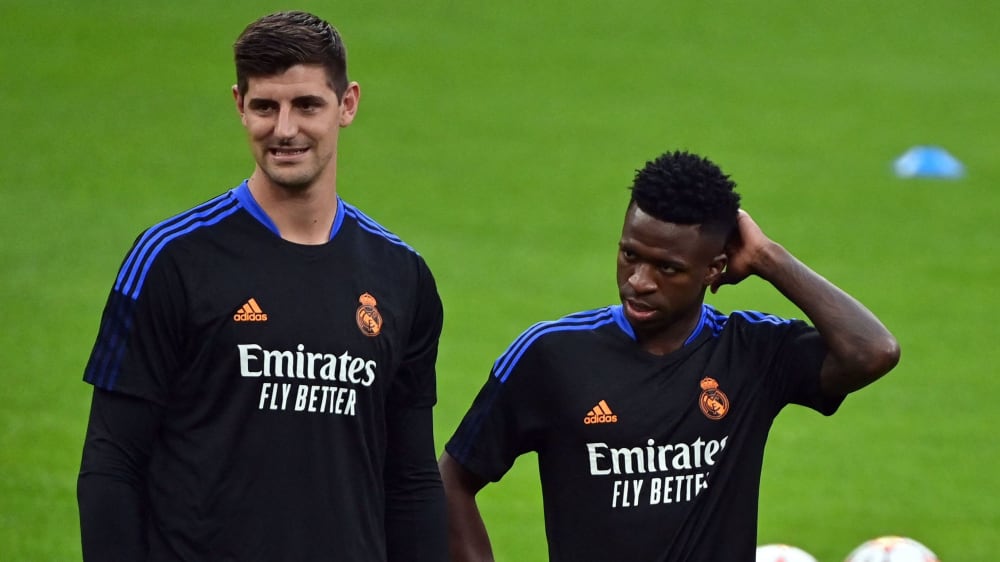 Vinicius Betroffen Real Madrid Vermeldet Vier Corona Falle Kicker