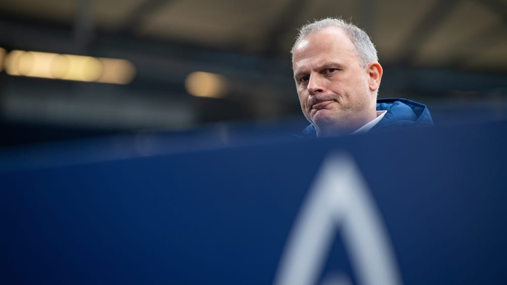 Auf Abruf: Der Schalker Aufsichtsrat sucht schon einen Nachfolger für Sportvorstand Jochen Schneider.