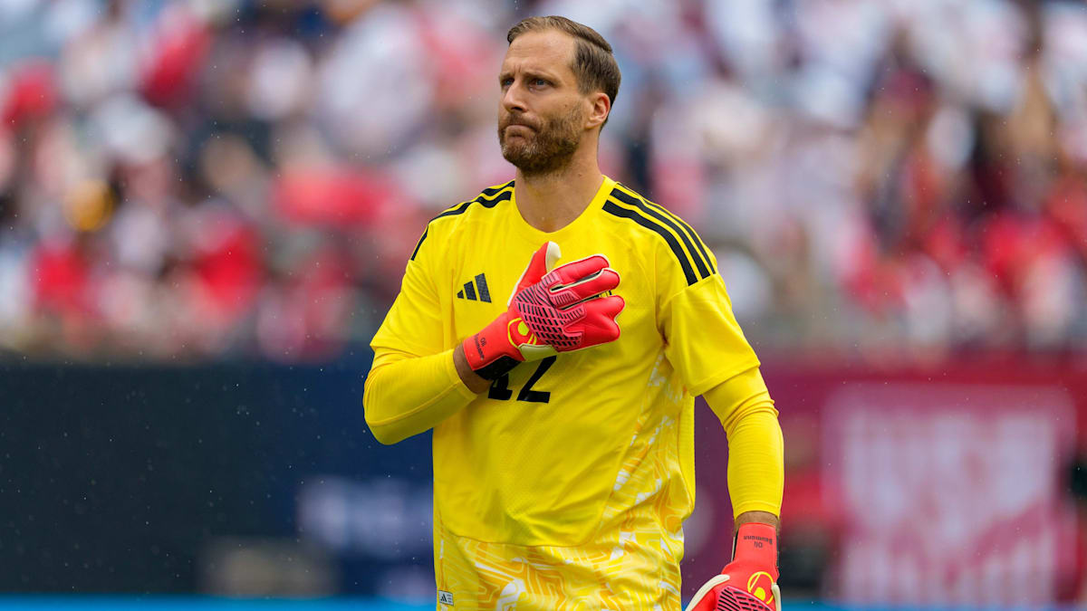 Oliver Baumann on being benched: “It was tough at first”