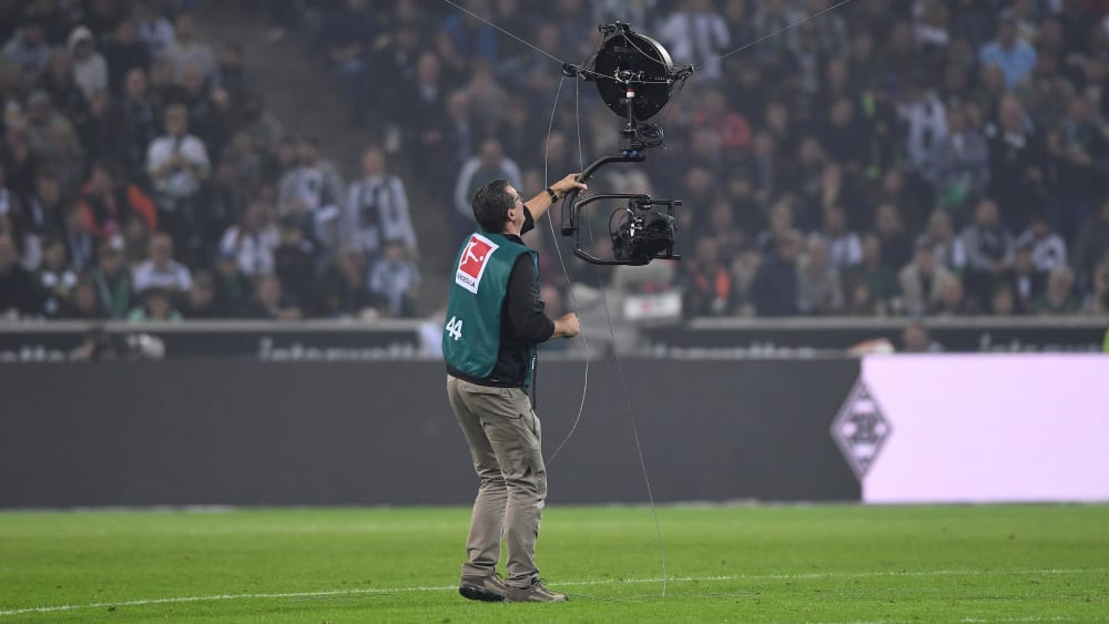 Die Seilkamera, weitläufig bekannt als "Spidercam"