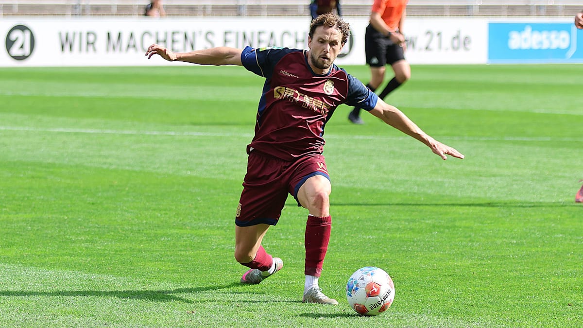 Cueto-unterschreibt-in-Siegen-und-soll-die-Offensive-ankurbeln