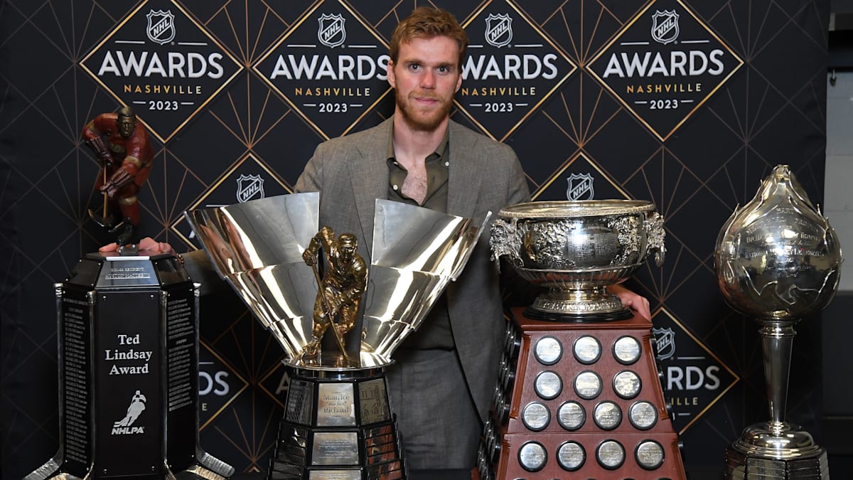 Gleichauf mit Gretzky: McDavid gewinnt Ted Lindsay Award