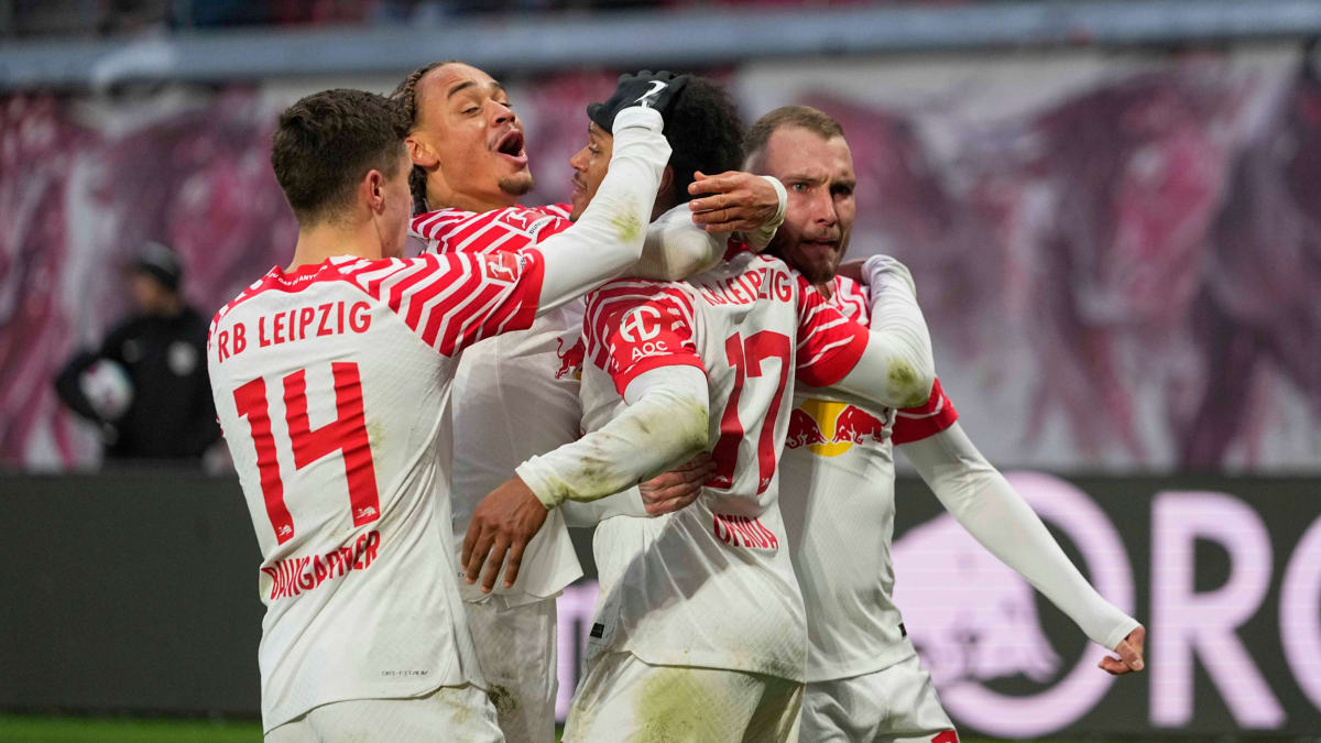 Leipziger Chancenwucher: Nur Openda und Poulsen treffen gegen Heidenheim -  kicker