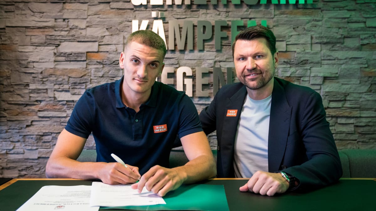 Vertrag bis 2026 Rapid präsentiert neuen Abwehrchef Cvetkovic kicker