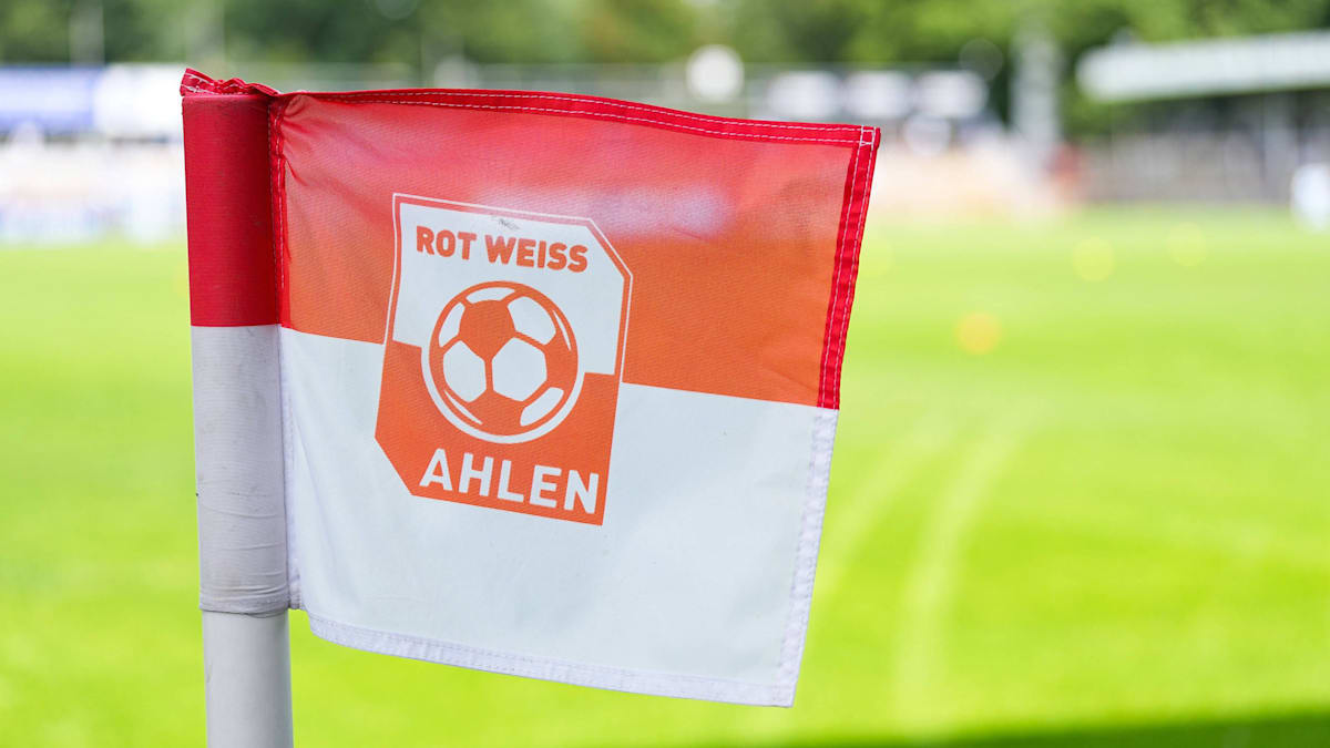 Abstieg, Ausschreitungen, Abbruch: Ahlens desaströse Saison endet im Chaos