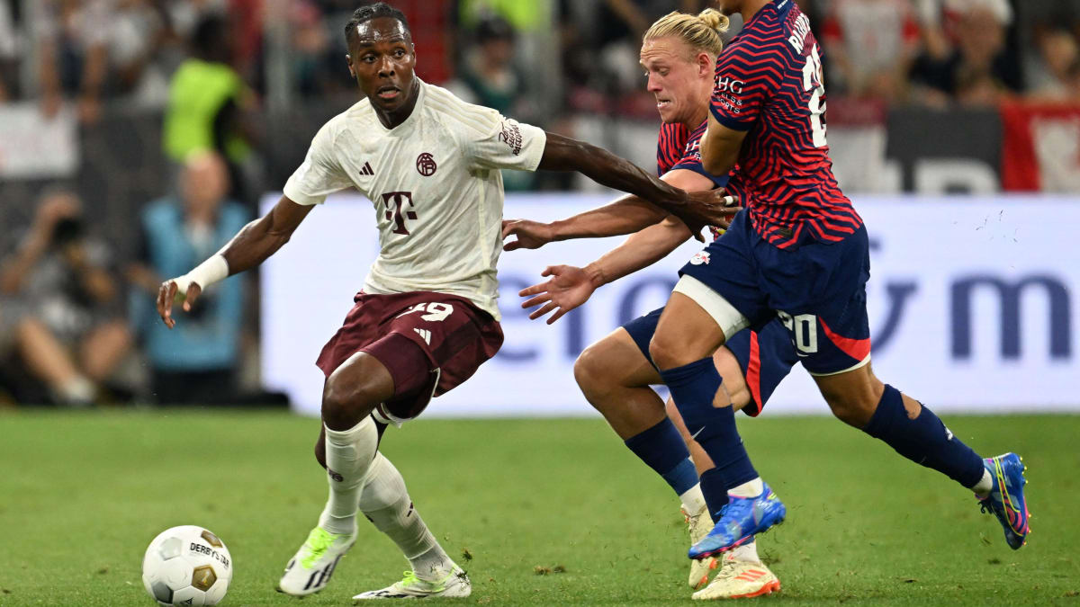 الاعب الشاب في بايرن ميونخ، ماثيس تيل، يتعرض لإهانات عنصرية بعد الخسارة أمام لايبزيج